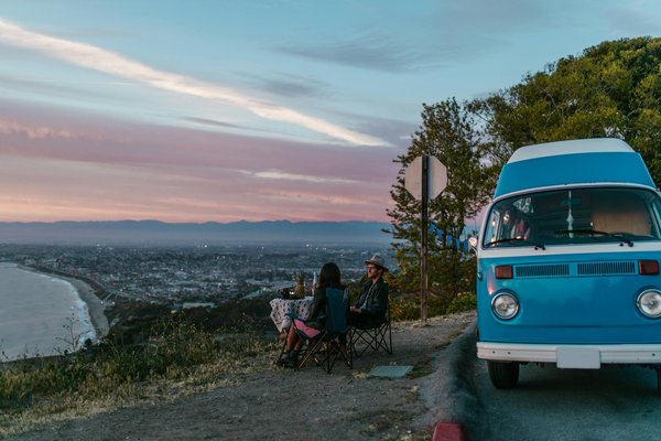 Où trouver des ateliers de fabrication de tapis berbères en Maroc?